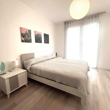 Appartamento Sun Con Piscina - Piazza Brescia - Adria - Family Lido di Jesolo