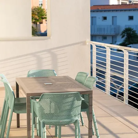 Sun Con Piscina - Piazza Brescia - Adria - Family *