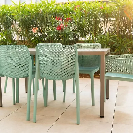 Sun Con Piscina - Piazza Brescia - Adria - Family Apartmán