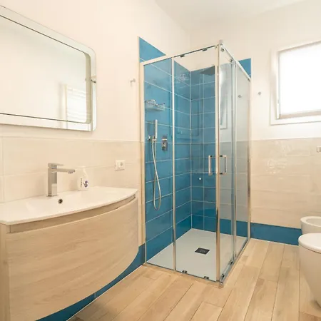 Sun Con Piscina - Piazza Brescia - Adria - Family Apartmán Lido di Jesolo