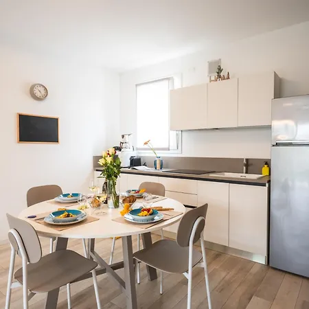 Sun Con Piscina - Piazza Brescia - Adria - Family * Lido di Jesolo