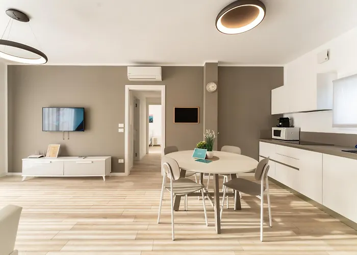 Sun Con Piscina - Piazza Brescia - Adria - Family Apartamento *