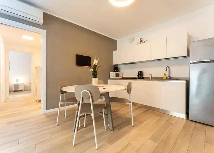 Apartamento Sun Con Piscina - Piazza Brescia - Adria - Family Lido di Jesolo