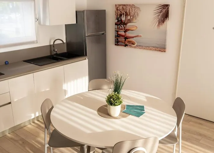 Sun Con Piscina - Piazza Brescia - Adria - Family * Lido di Jesolo