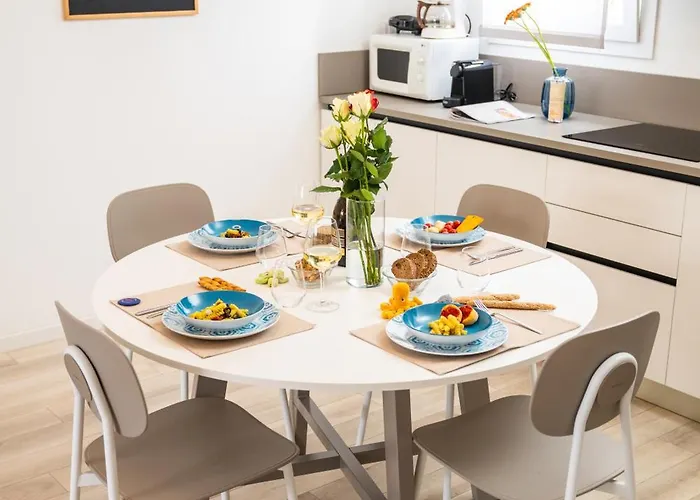 Apartamento Sun Con Piscina - Piazza Brescia - Adria - Family Lido di Jesolo